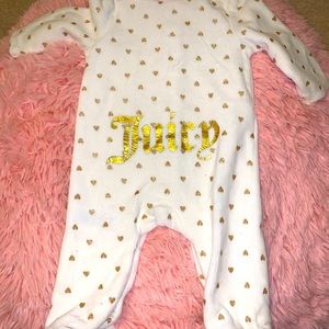 Juicy Couture sleep n’ play one piece